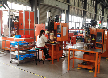 点点手机版下载安装最新版苹果12大功率母排线自动钎焊机辉能现场案例